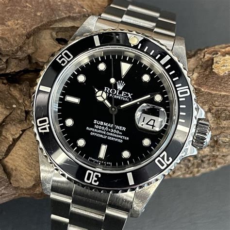 rolex perpetual date submariner è automatico|rolex submariner with date price.